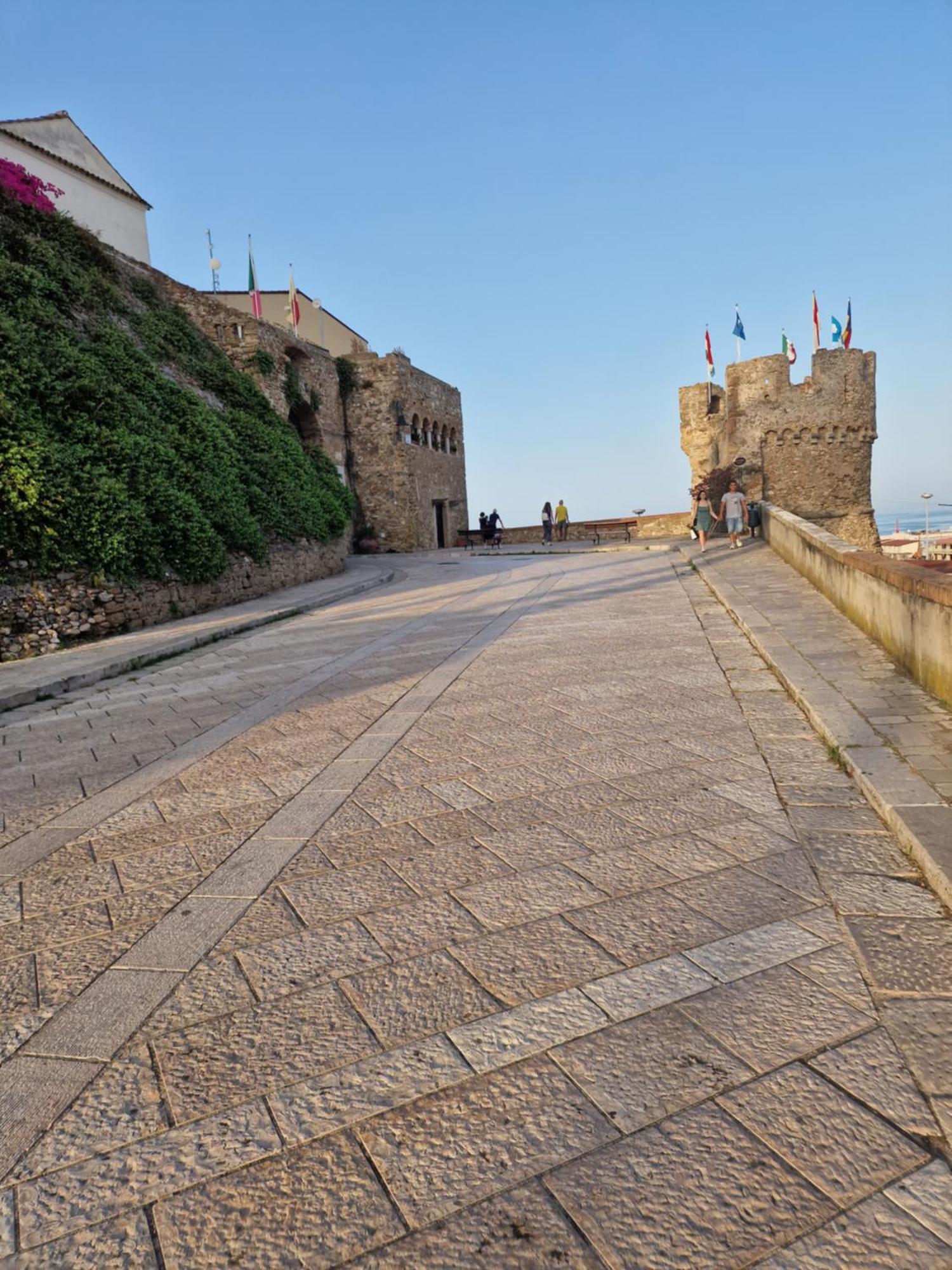 K&K Room Duomo1 Termoli Ngoại thất bức ảnh