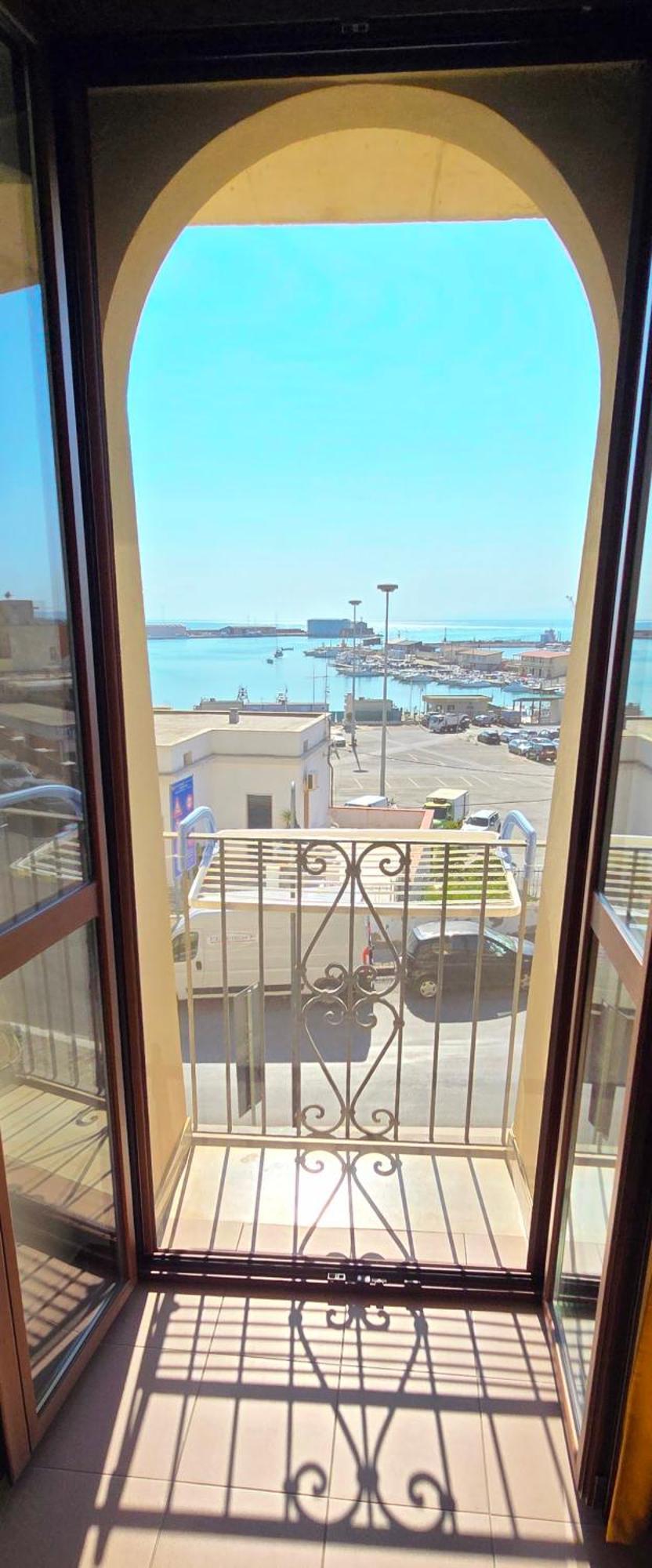 K&K Room Duomo1 Termoli Ngoại thất bức ảnh